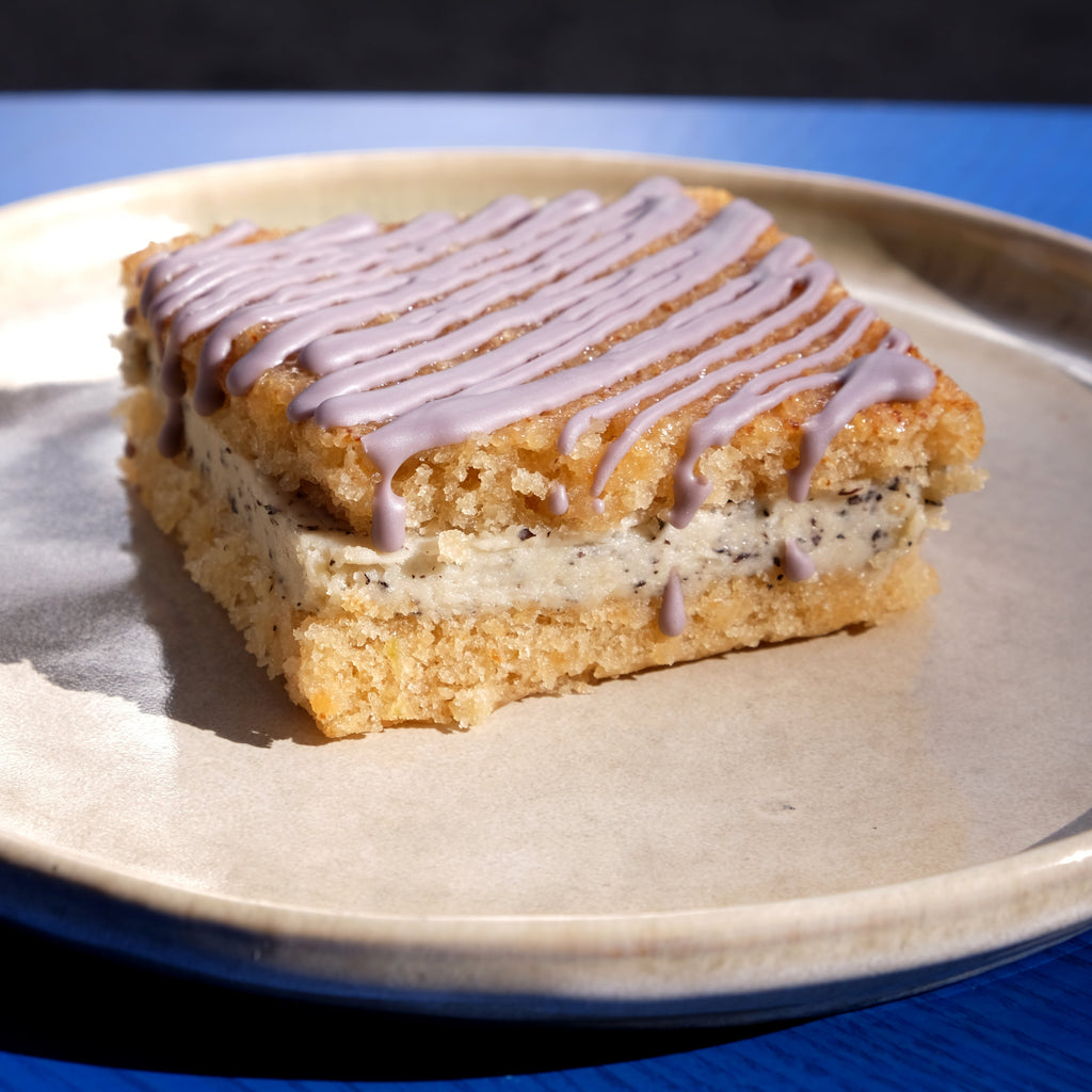 Lemon Grey Cake