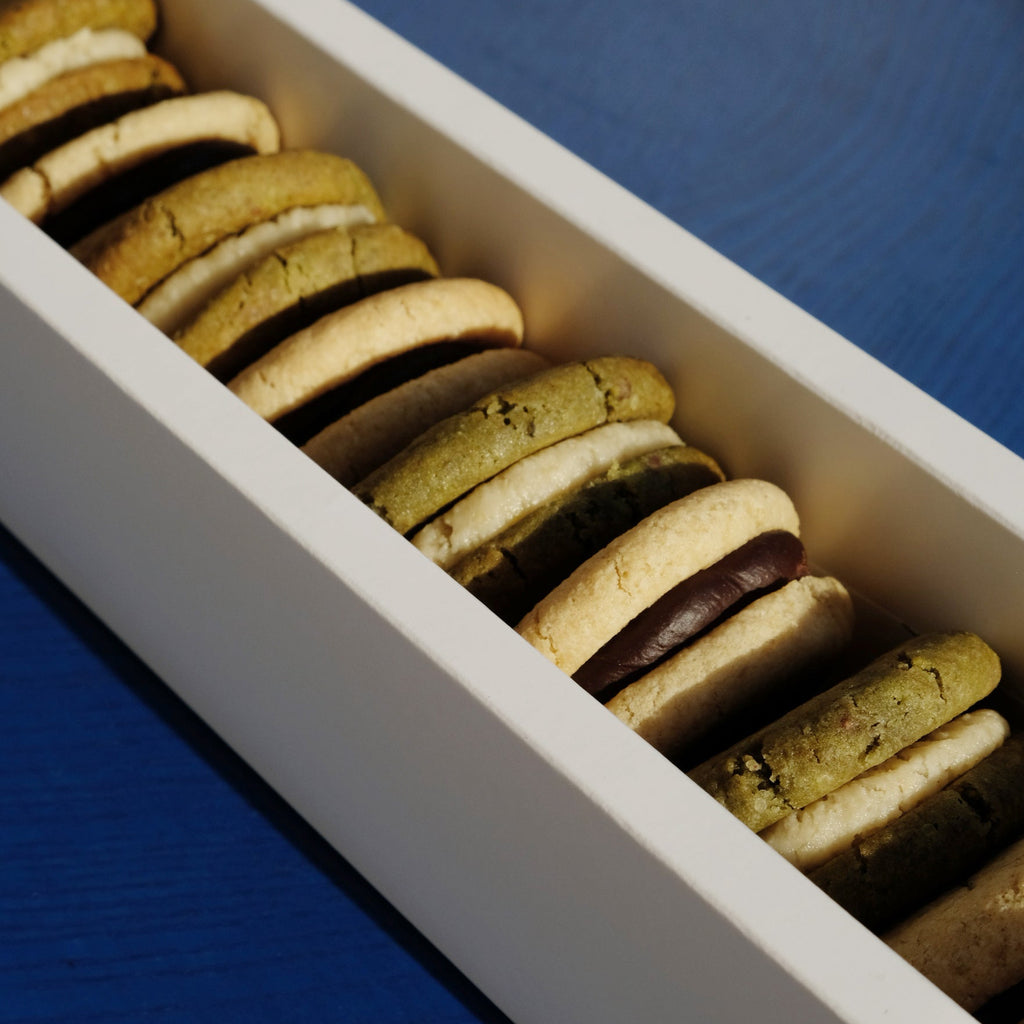 Caja Aikukis del Love