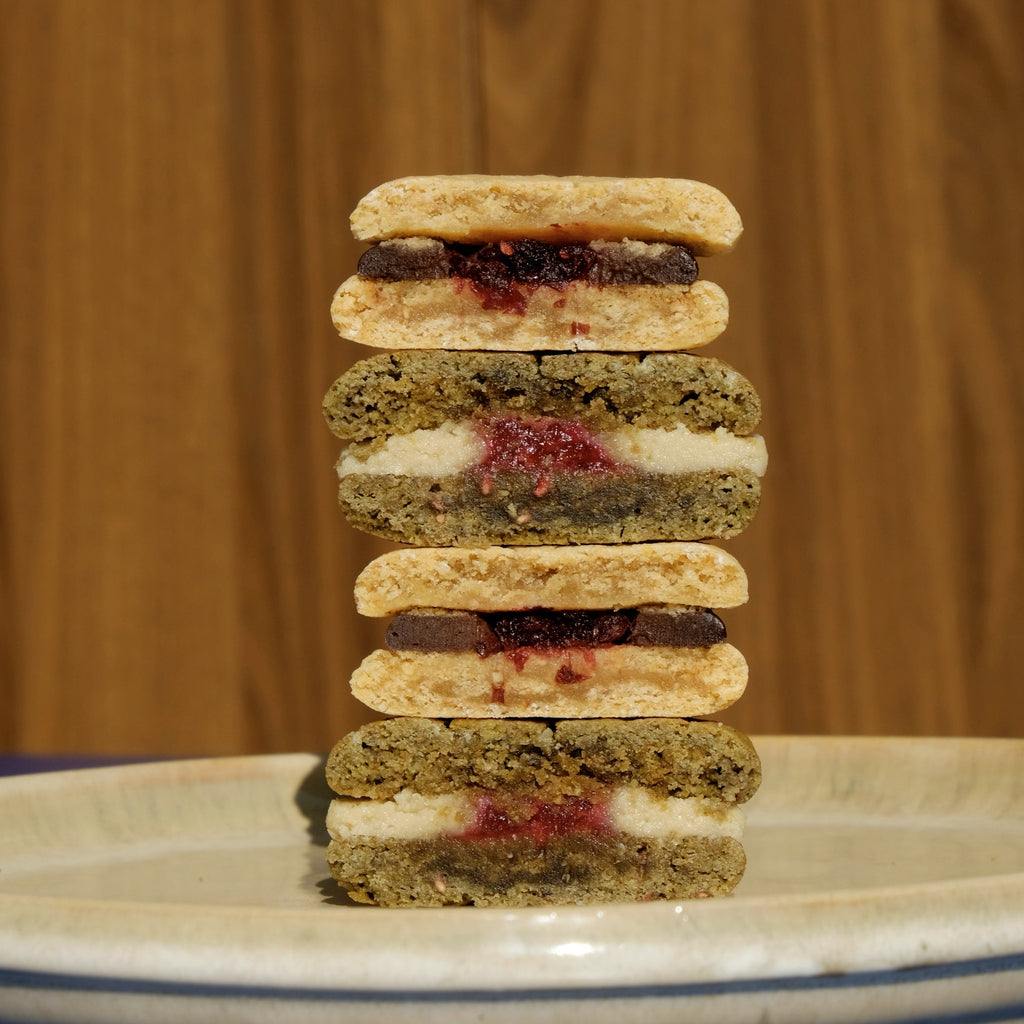 Caja Aikukis del Love