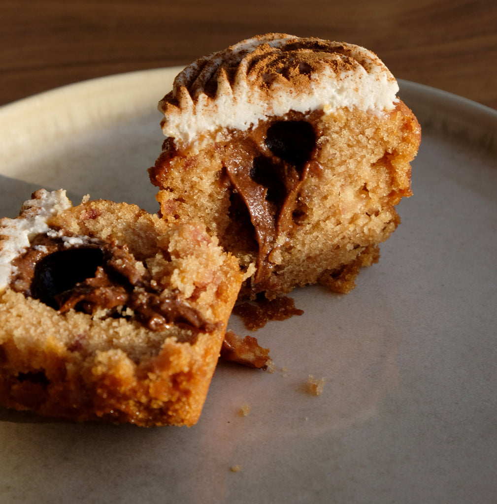 Apple Keki relleno